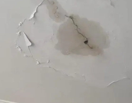 永嘉阳台漏水维修公司分享下屋面防水工程质量问题原因分析